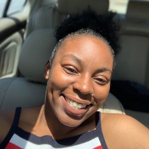 Meet your Posher, Mikayla